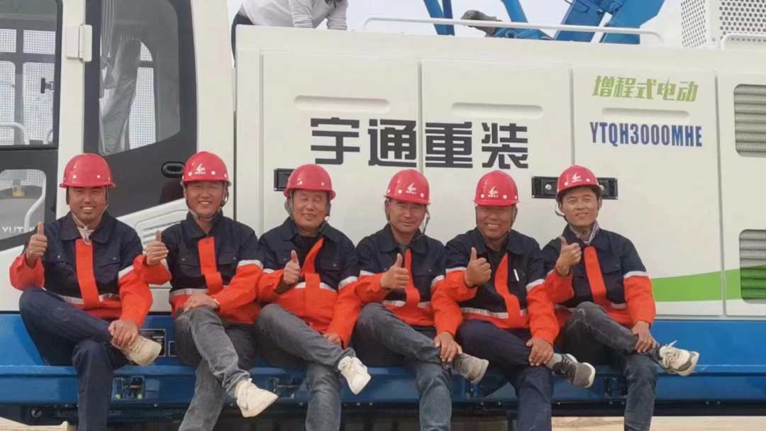 “五一他们依然在岗，服务很周到，乐天堂官网很安心。”