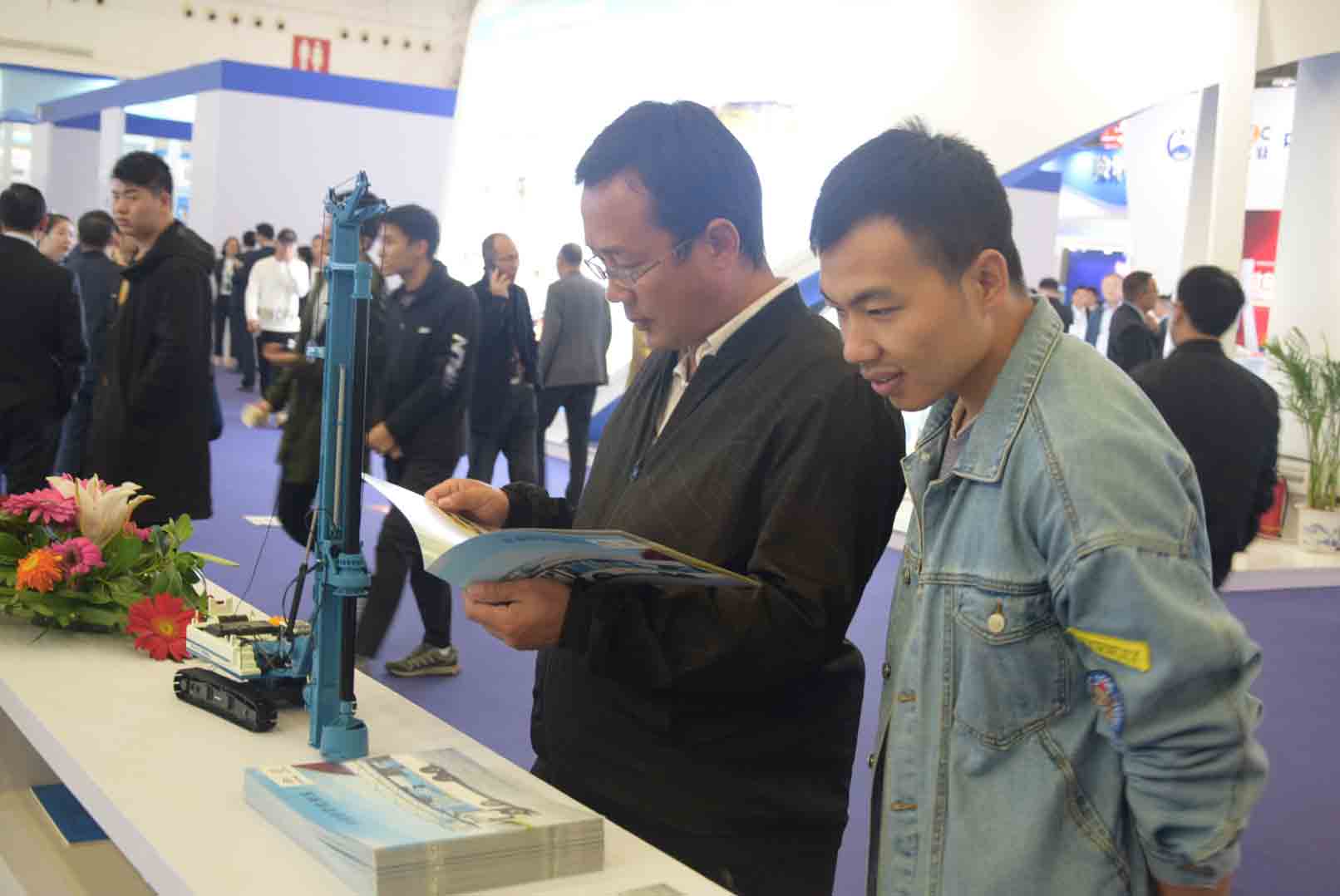 乐天堂官网桥检车，让中国桥梁更安全！